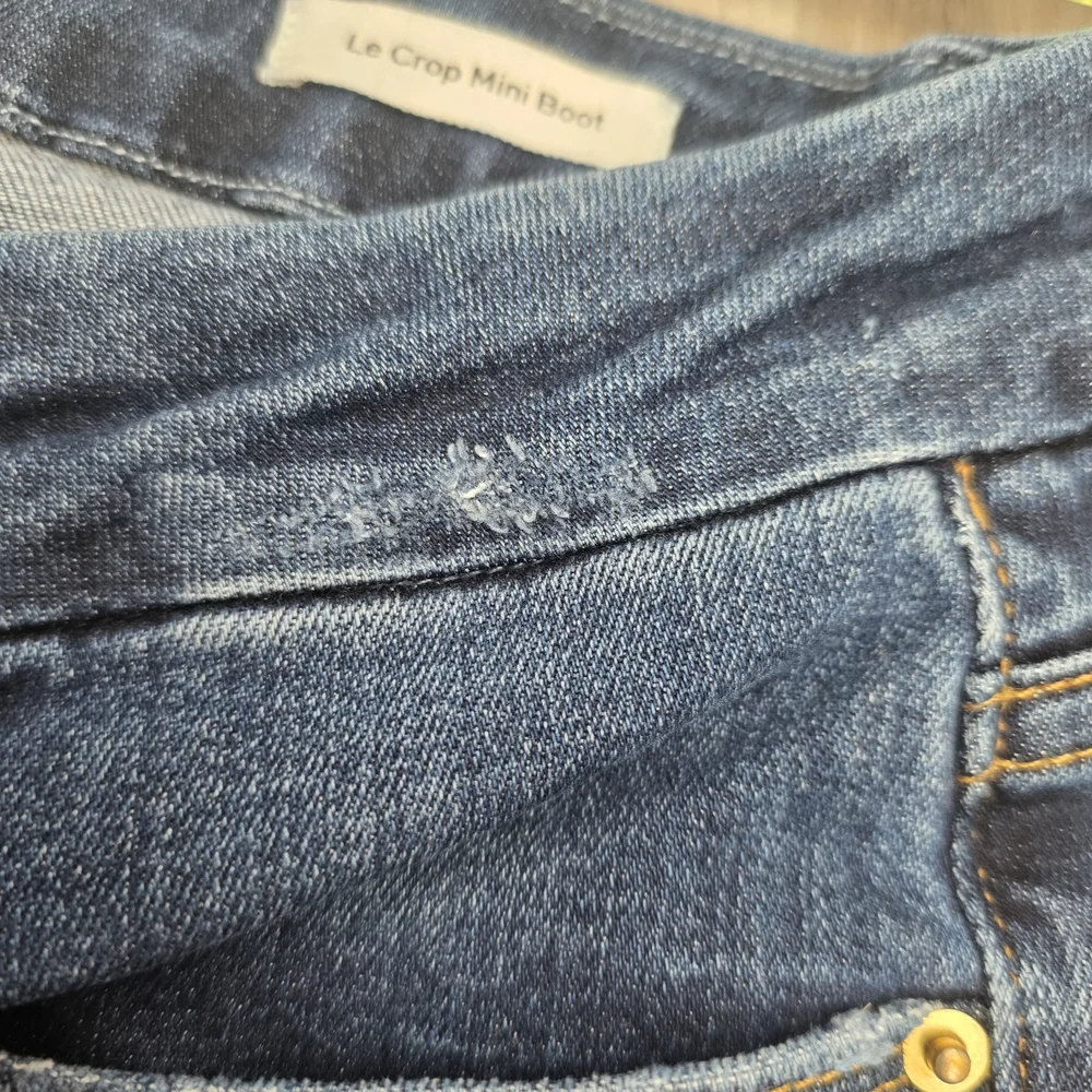 FRAME Le Crop Mini Boot Jeans Size 27 Dark Wash High Rise Flare Denim - Picture 9 of 16